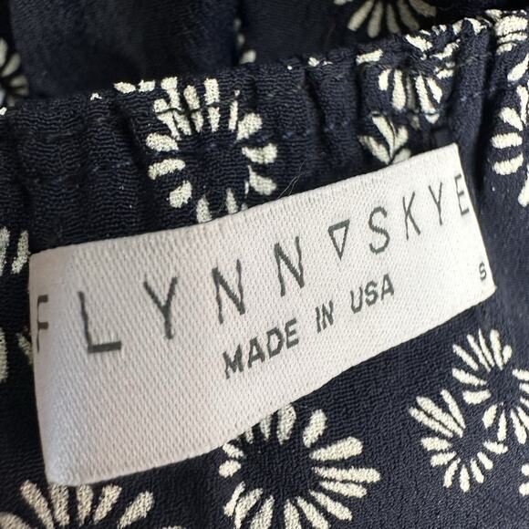 flynn skye floral ruffle sleeve sweetheart neck dress Size S - Picture 4 of 4